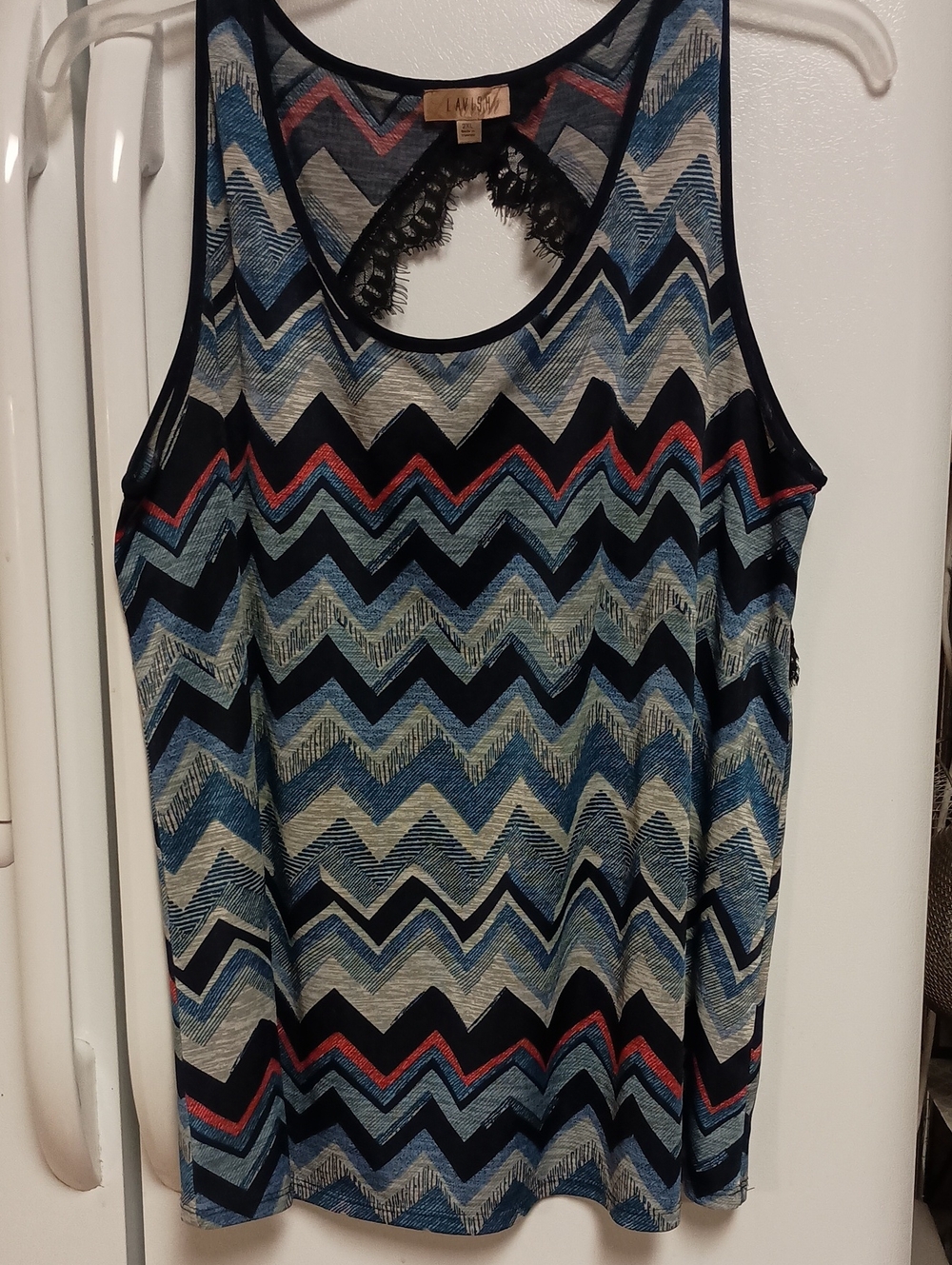 Lavish Navy, Blue, Cream & Coral Zigzag Lace-Back Tank Women's Size 2XL